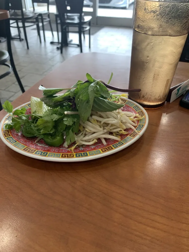 Pho Tai